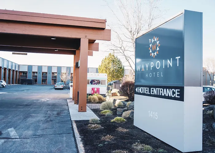 Waypoint Hotel